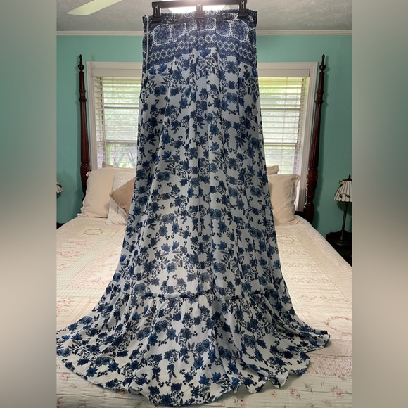 Show Me Your MuMu Salsa Skirt in Casablanca Blues size XL Excellent condition - Picture 4 of 7